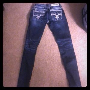 Size 25 rock revivals